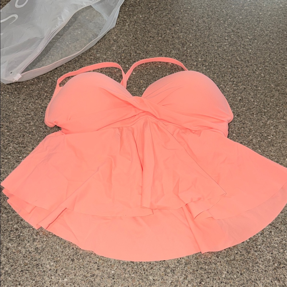 Cupshe Coral Peach Ruffled Swim Top